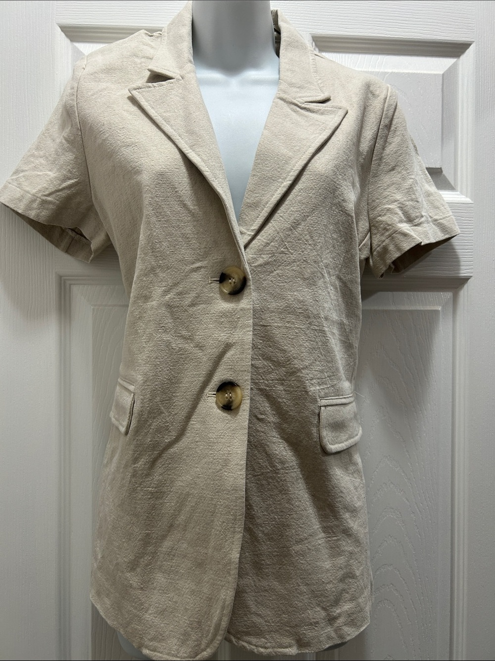 Cream Professional Blazer with Tailored Fit